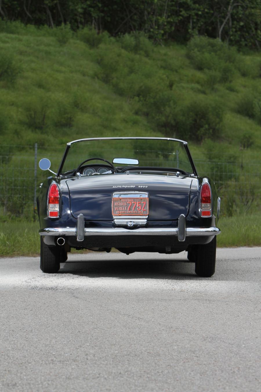  Alfa Romeo 2600 Spider (106) 1962 года  (фото 20 из 39)